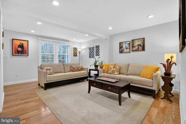 1575 BENNINGTON WOODS CT, Reston, VA 20194