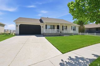2144 E EASTER DR, Eagle Mountain, UT 84005