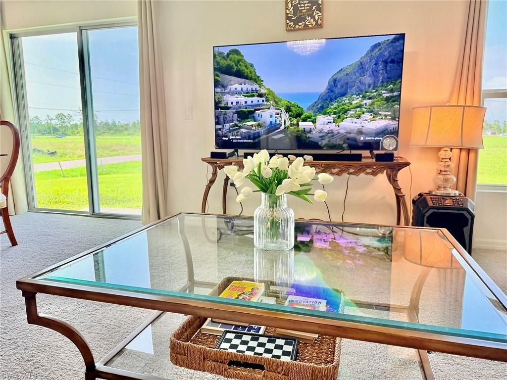 726 NW Douglas CIR, Cape Coral, FL 33993