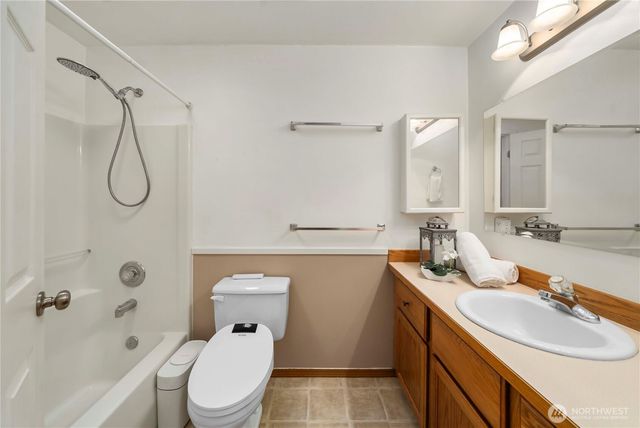 1010 Academy Street, Sumner, WA 98390