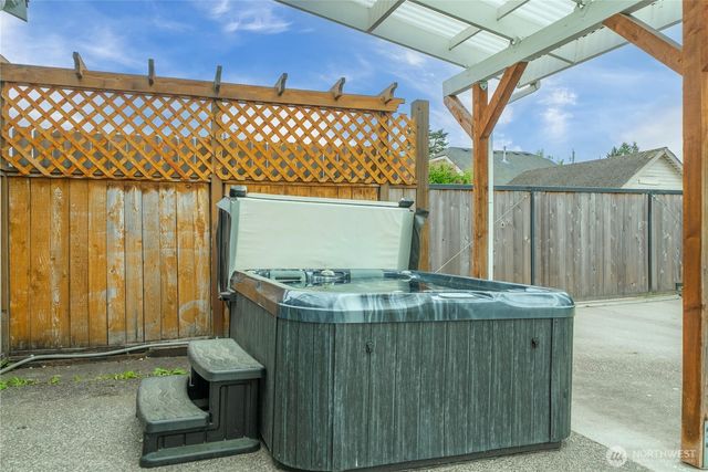 1010 Academy Street, Sumner, WA 98390
