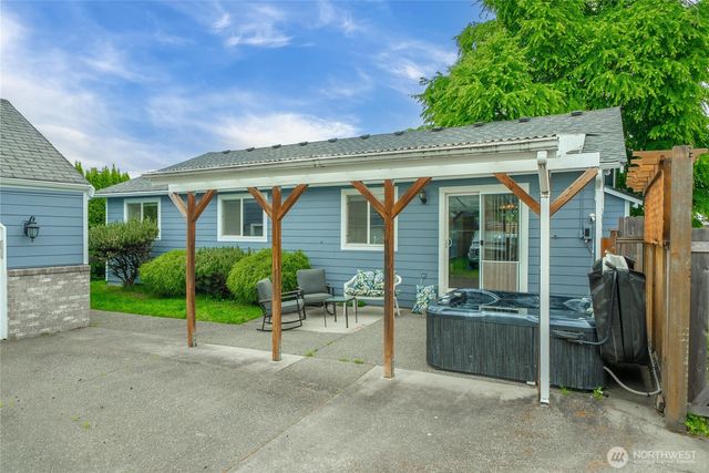 1010 Academy Street, Sumner, WA 98390