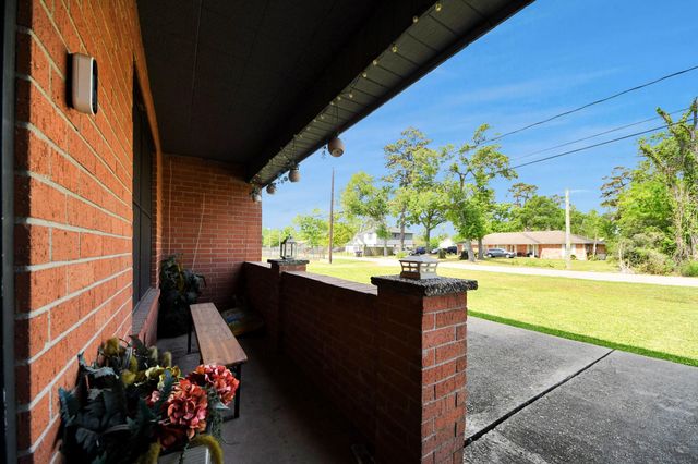 17018 Water Oak Drive A, Channelview, TX 77530