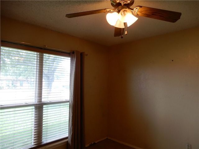 7330 New Brunswick Dr, Corpus Christi, TX 78414