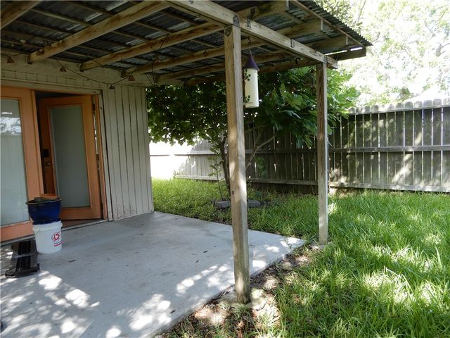 7330 New Brunswick Dr, Corpus Christi, TX 78414