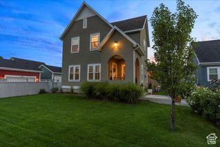 10896 S GRESHAM DR, South Jordan, UT 84009
