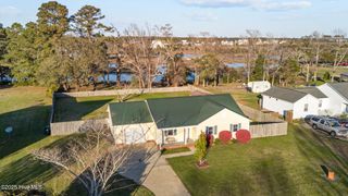 1810 Paulette Road, Morehead City, NC 28557
