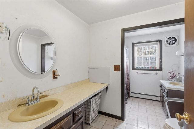 137 Bryn Mawr Ave, Auburn, MA 01501