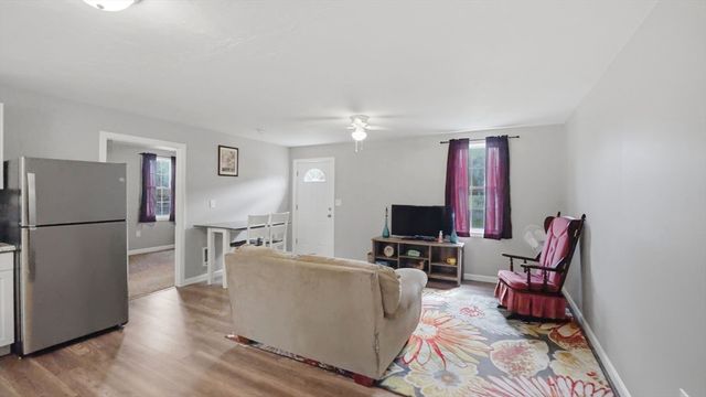 137 Bryn Mawr Ave, Auburn, MA 01501