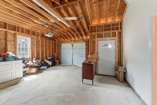 137 Bryn Mawr Ave, Auburn, MA 01501