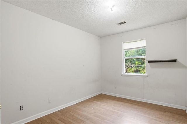 632 Jockey Lane, Auburn, GA 30011