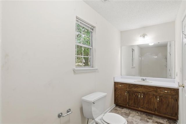 632 Jockey Lane, Auburn, GA 30011