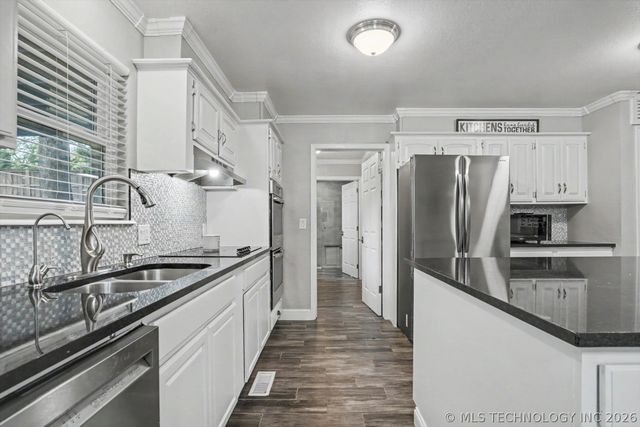 6216 E 99th Street, Tulsa, OK 74137