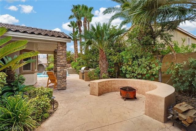 11212 Dell Cliffs Court, Las Vegas, NV 89144
