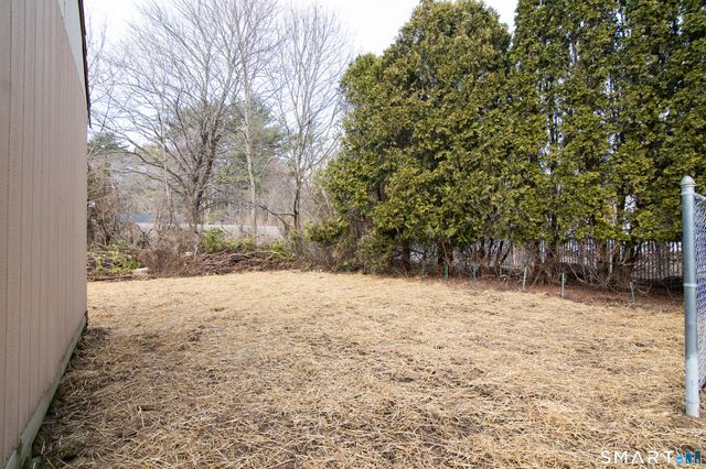 2 Mary Road, Thompson, CT 06277