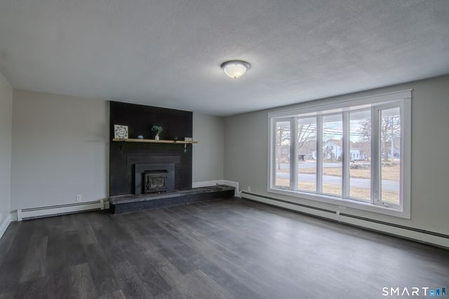 2 Mary Road, Thompson, CT 06277