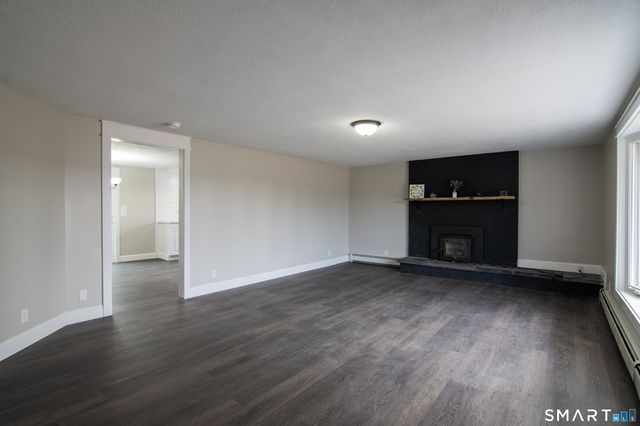 2 Mary Road, Thompson, CT 06277