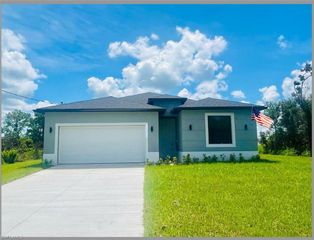 8031 BUTTERCUP CIR, Labelle, FL 33935