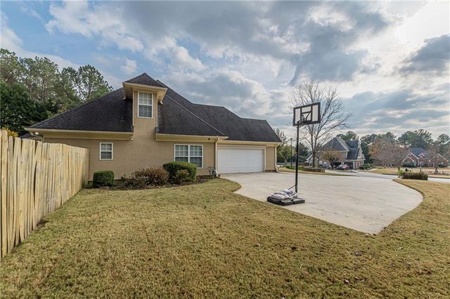 2704 Forest Park Court, Conyers, GA 30094