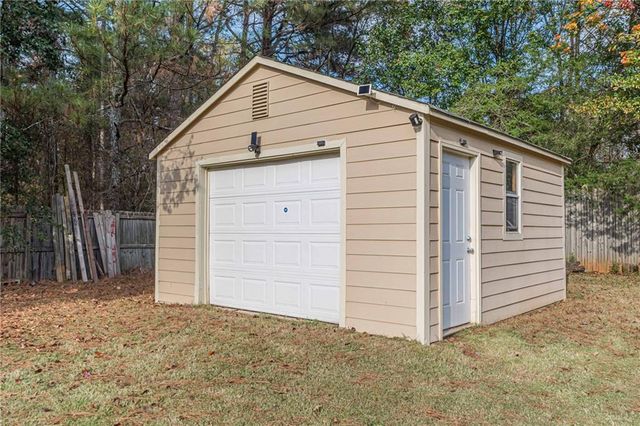 2704 Forest Park Court, Conyers, GA 30094