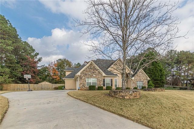 2704 Forest Park Court, Conyers, GA 30094