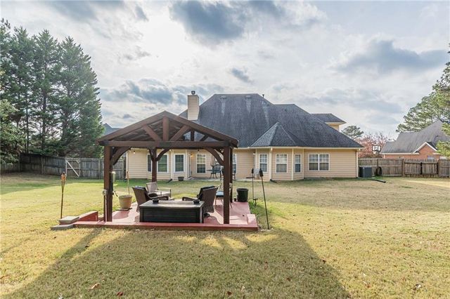 2704 Forest Park Court, Conyers, GA 30094