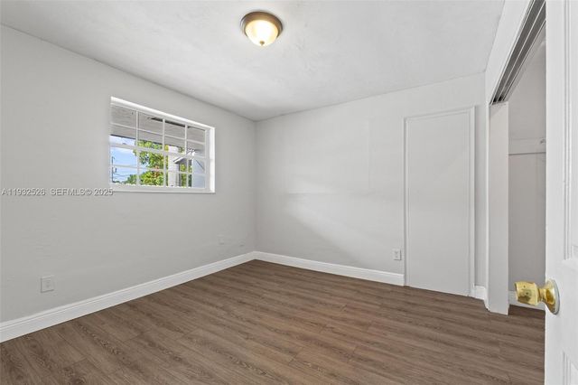 11441 SW 2nd St 11443, Sweetwater, FL 33174