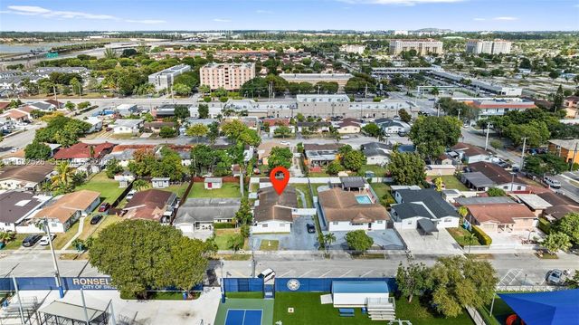 11441 SW 2nd St 11443, Sweetwater, FL 33174