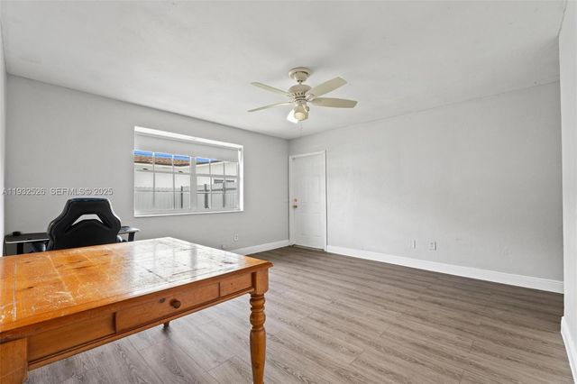 11441 SW 2nd St 11443, Sweetwater, FL 33174