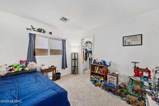 228 E Scarlet Maple Street, Sahuarita, AZ 85629