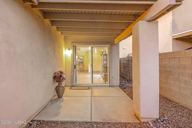 228 E Scarlet Maple Street, Sahuarita, AZ 85629