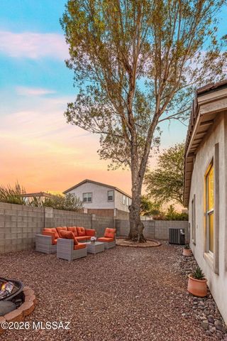 228 E Scarlet Maple Street, Sahuarita, AZ 85629