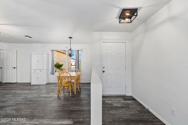 228 E Scarlet Maple Street, Sahuarita, AZ 85629