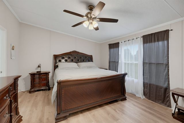 4626 E Renfro Street, Alvarado, TX 76009