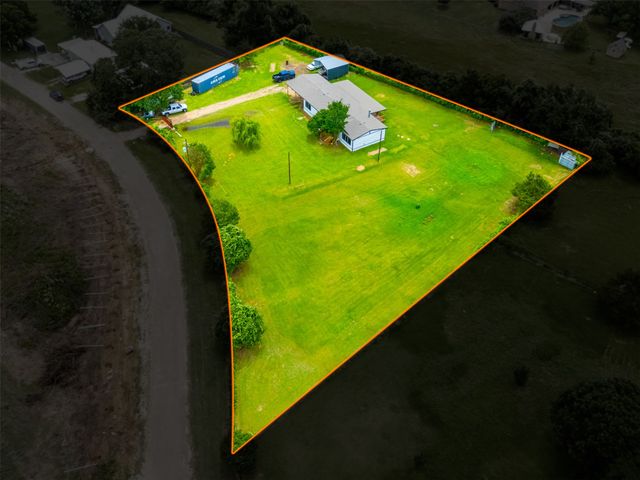 4626 E Renfro Street, Alvarado, TX 76009
