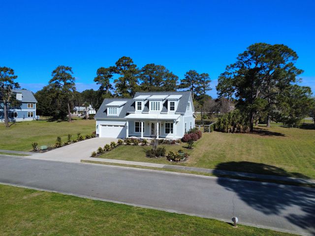 837 Commanders Island Rd., Georgetown, SC 29440