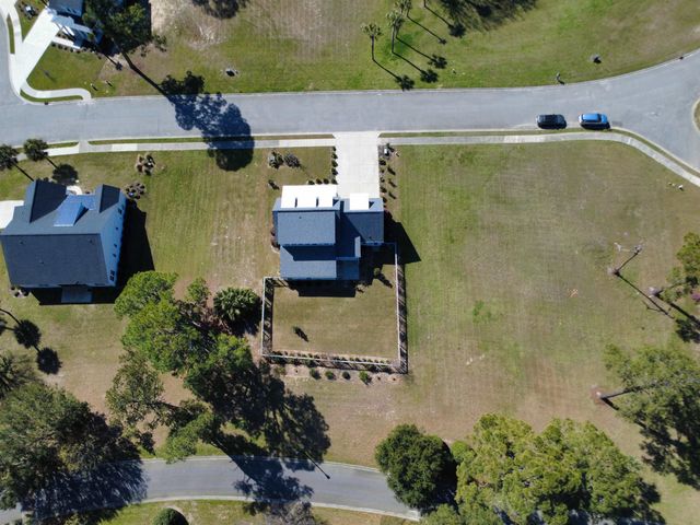 837 Commanders Island Rd., Georgetown, SC 29440