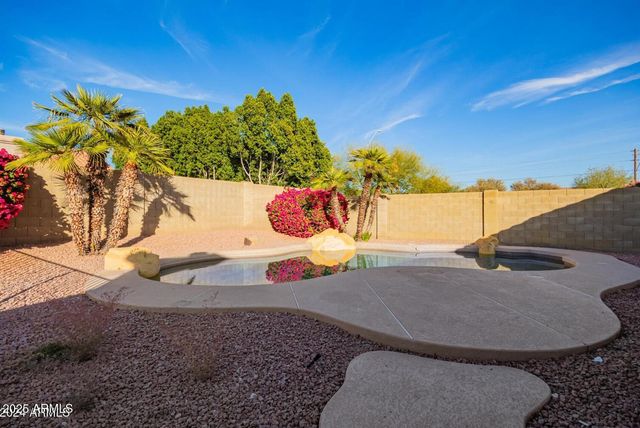 4758 E Villa Maria Drive, Phoenix, AZ 85032