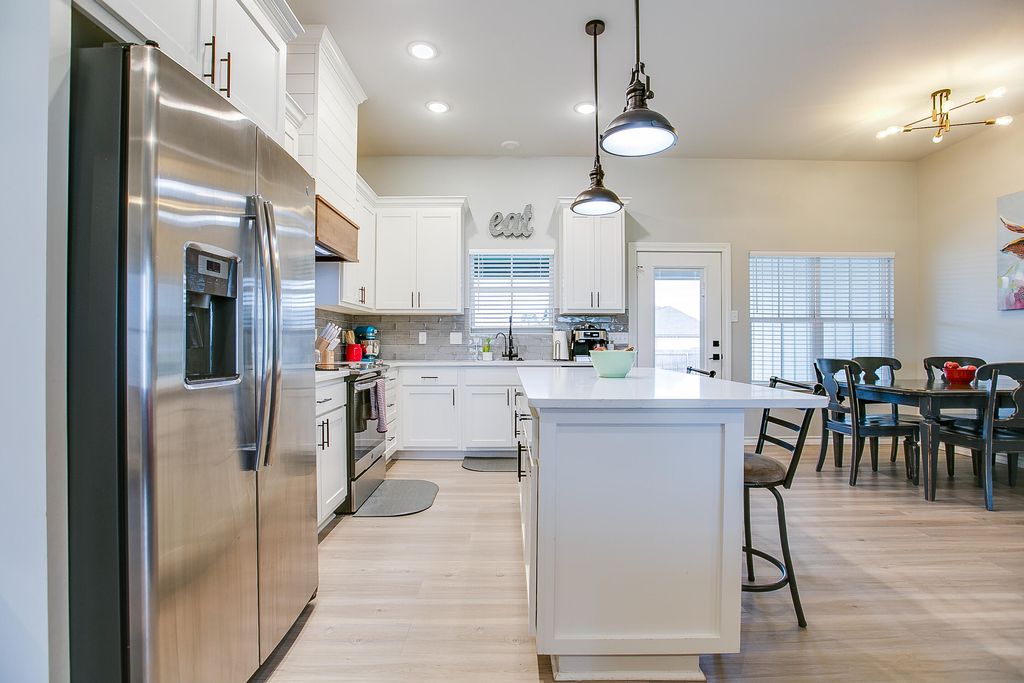 Image 12 of property listing at 5013 Red Oak Lane, San Angelo, TX 76904