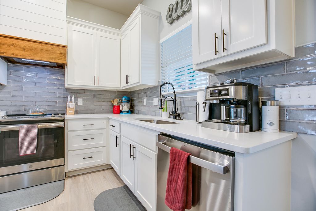 Image 13 of property listing at 5013 Red Oak Lane, San Angelo, TX 76904