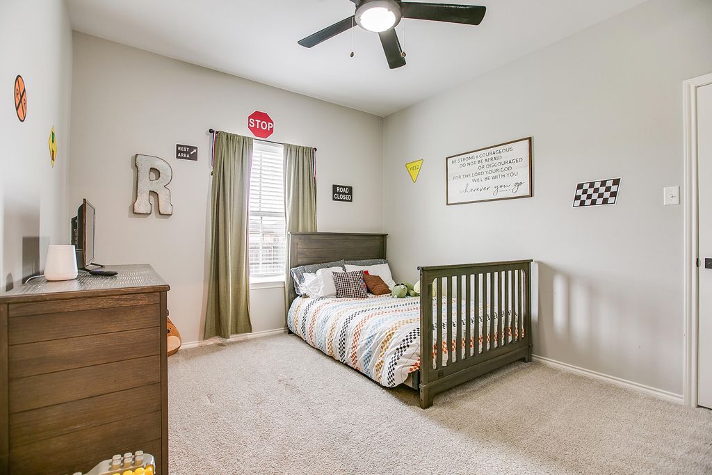 Image 23 of property listing at 5013 Red Oak Lane, San Angelo, TX 76904