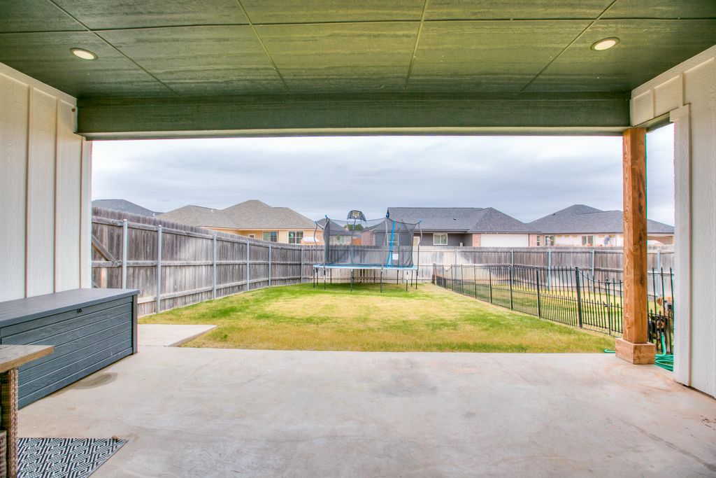 Image 32 of property listing at 5013 Red Oak Lane, San Angelo, TX 76904