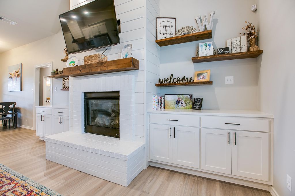 Image 9 of property listing at 5013 Red Oak Lane, San Angelo, TX 76904