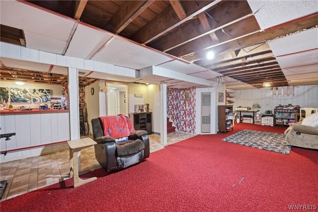 52 Hillsboro Road, Cheektowaga, NY 14225