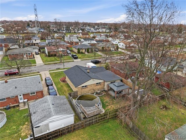 52 Hillsboro Road, Cheektowaga, NY 14225