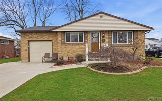 52 Hillsboro Road, Cheektowaga, NY 14225