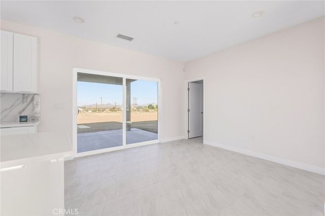 15192 Barbara, Apple Valley, CA 92307