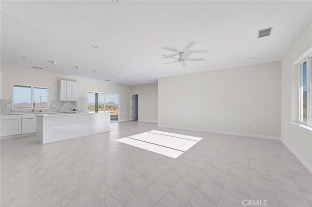 15192 Barbara, Apple Valley, CA 92307