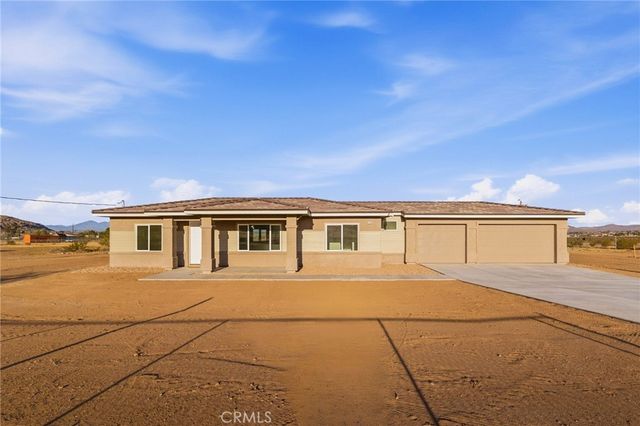 15192 Barbara, Apple Valley, CA 92307