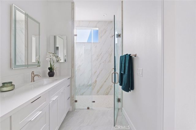 15192 Barbara, Apple Valley, CA 92307